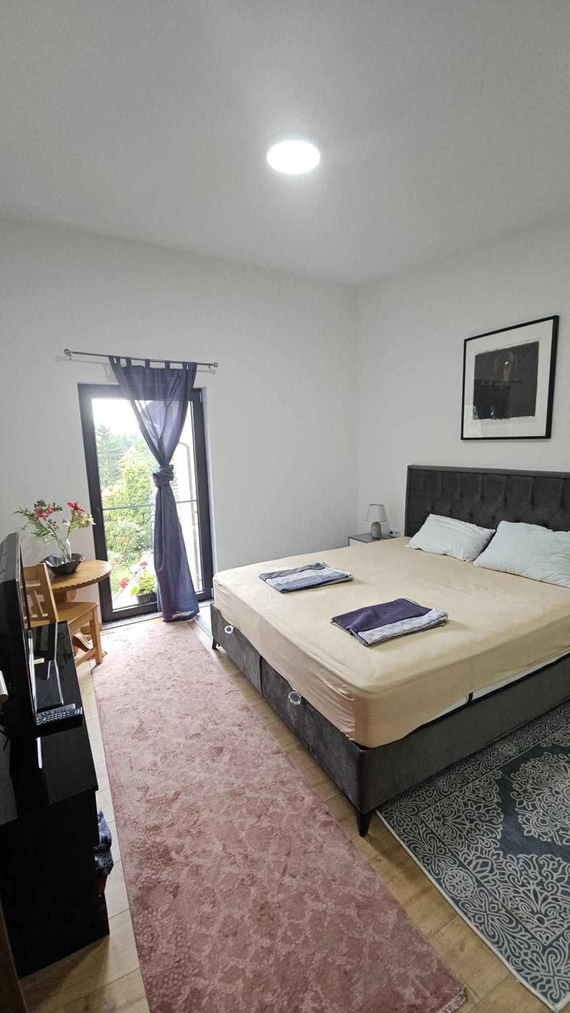Hills,small With Garden And Garage